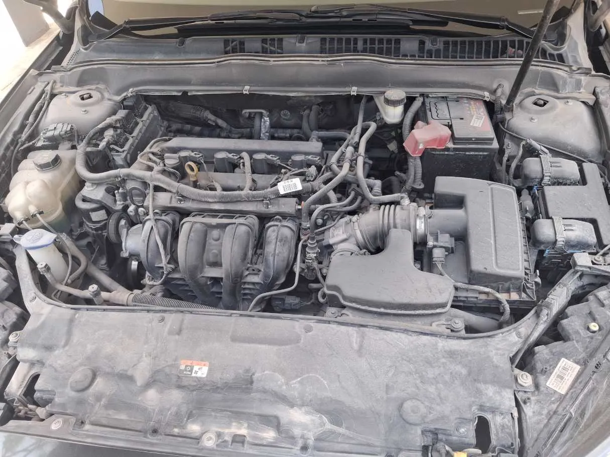 Car image 16