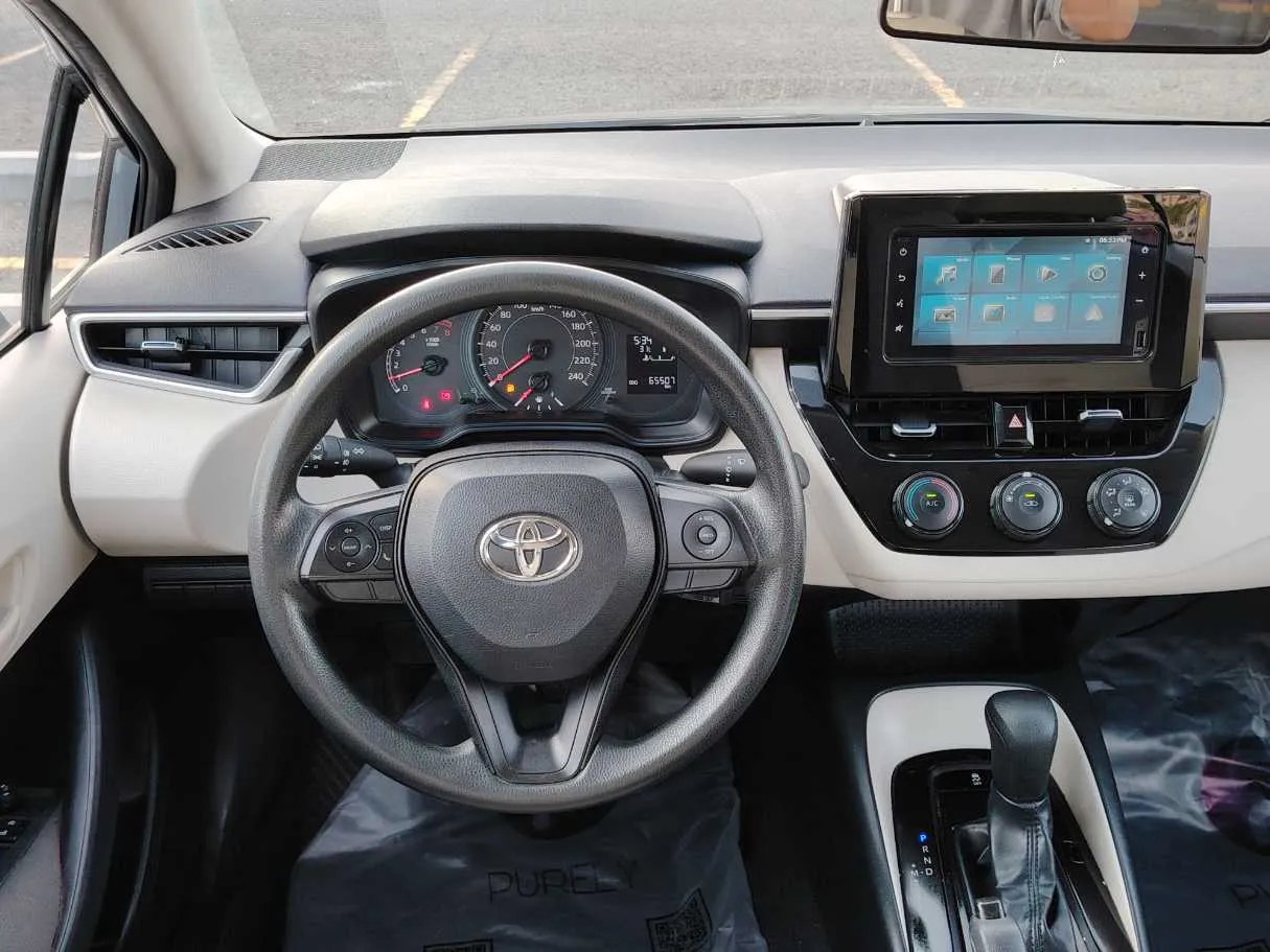 Car image 20