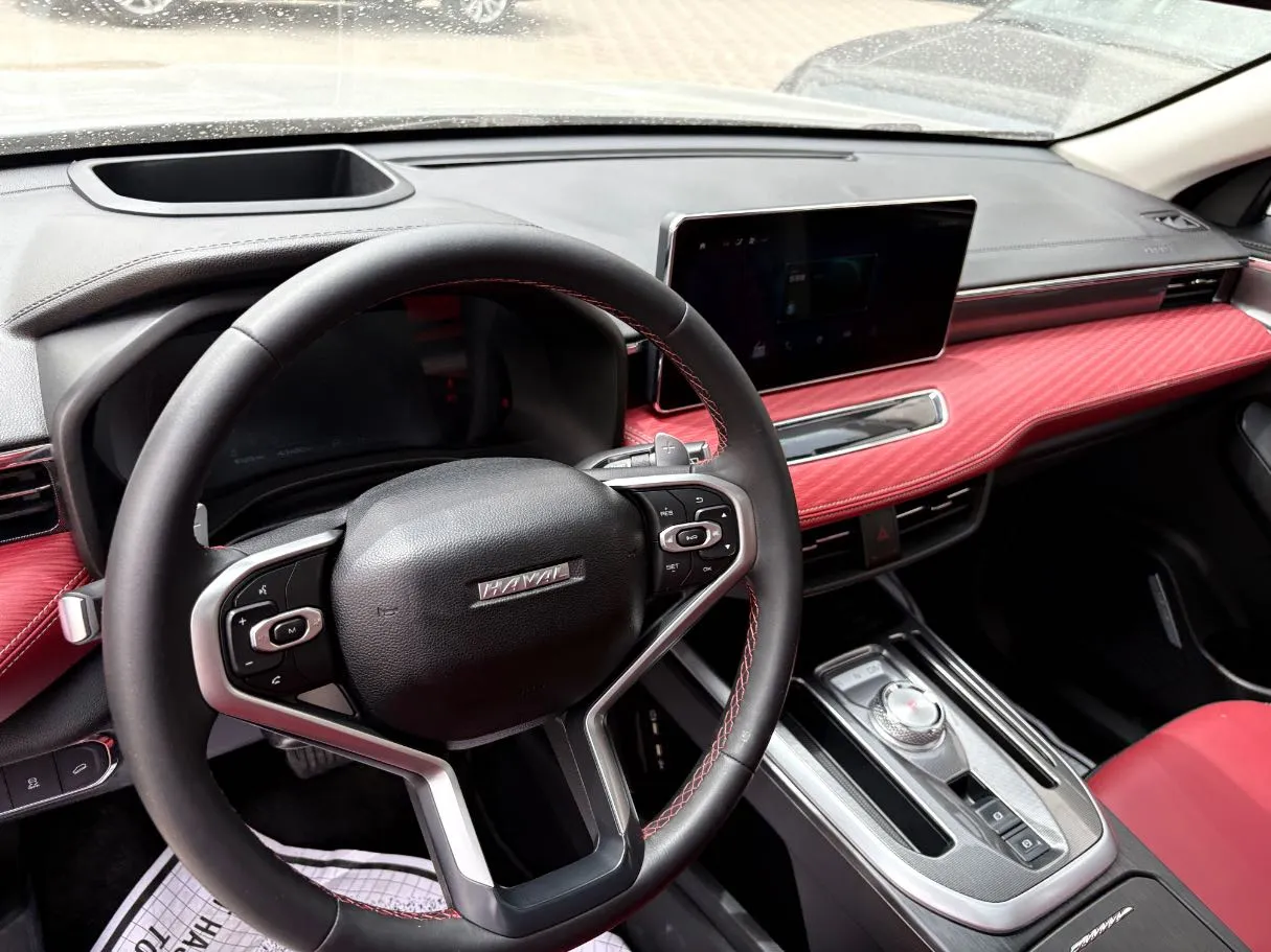 Car image 11