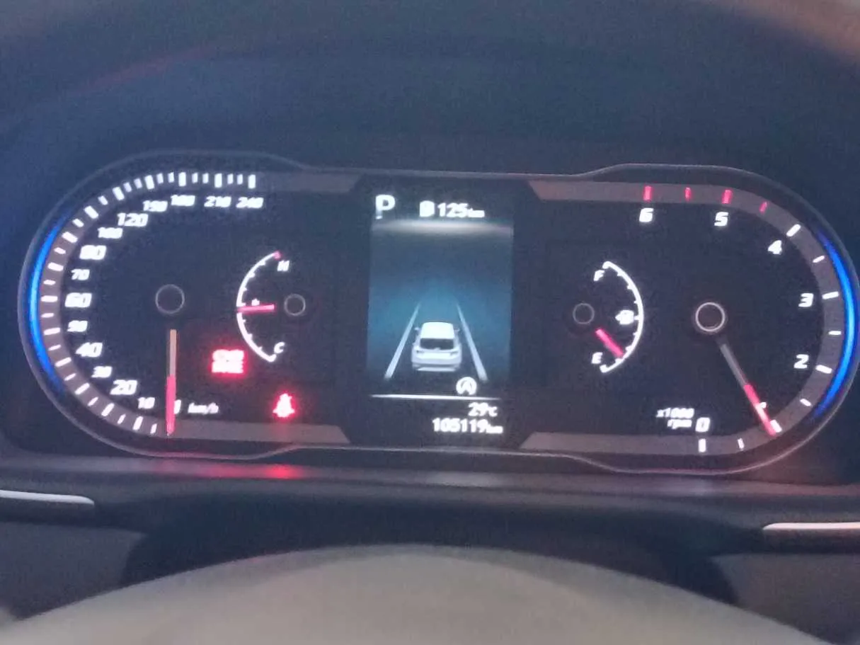 Car image 23