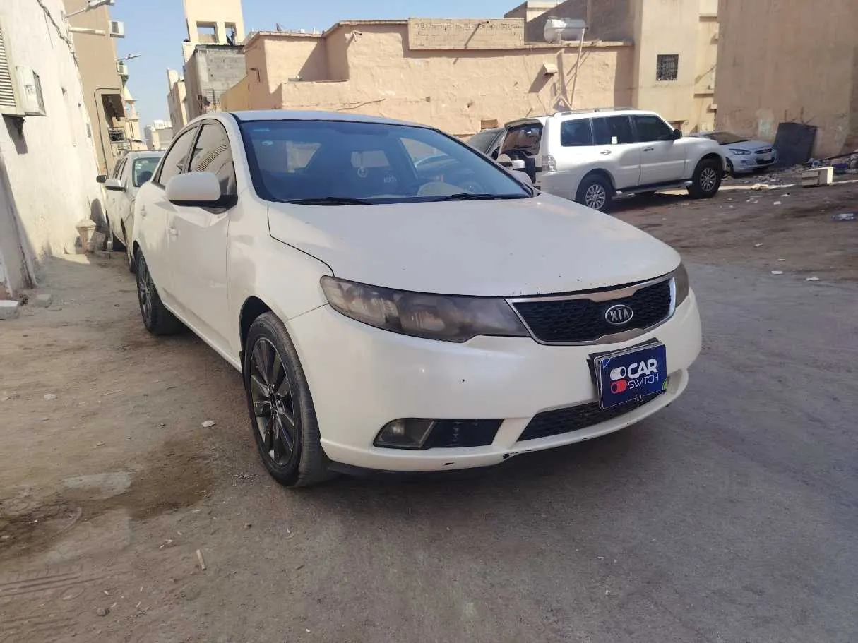Car image 3