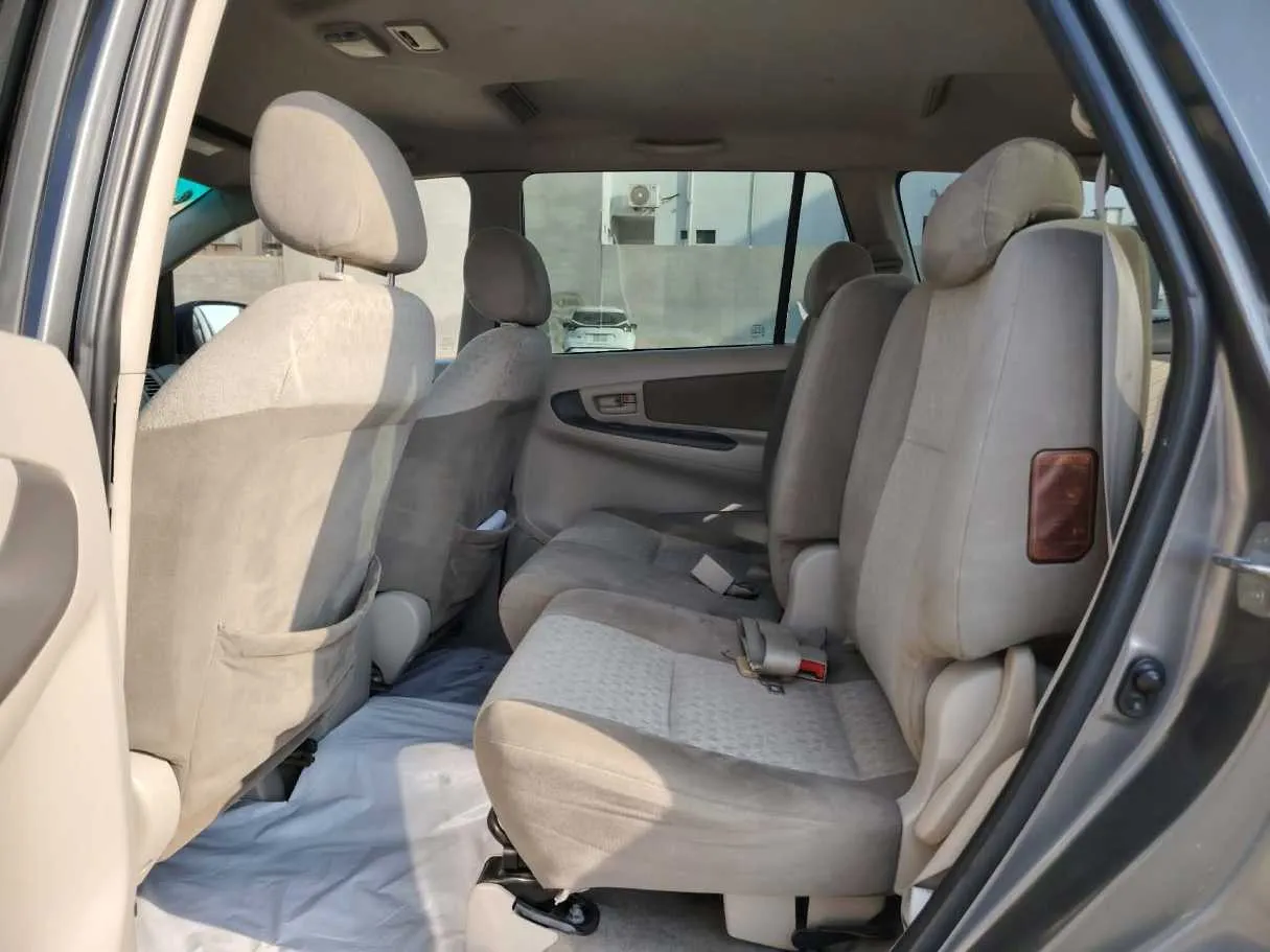 Car image 26