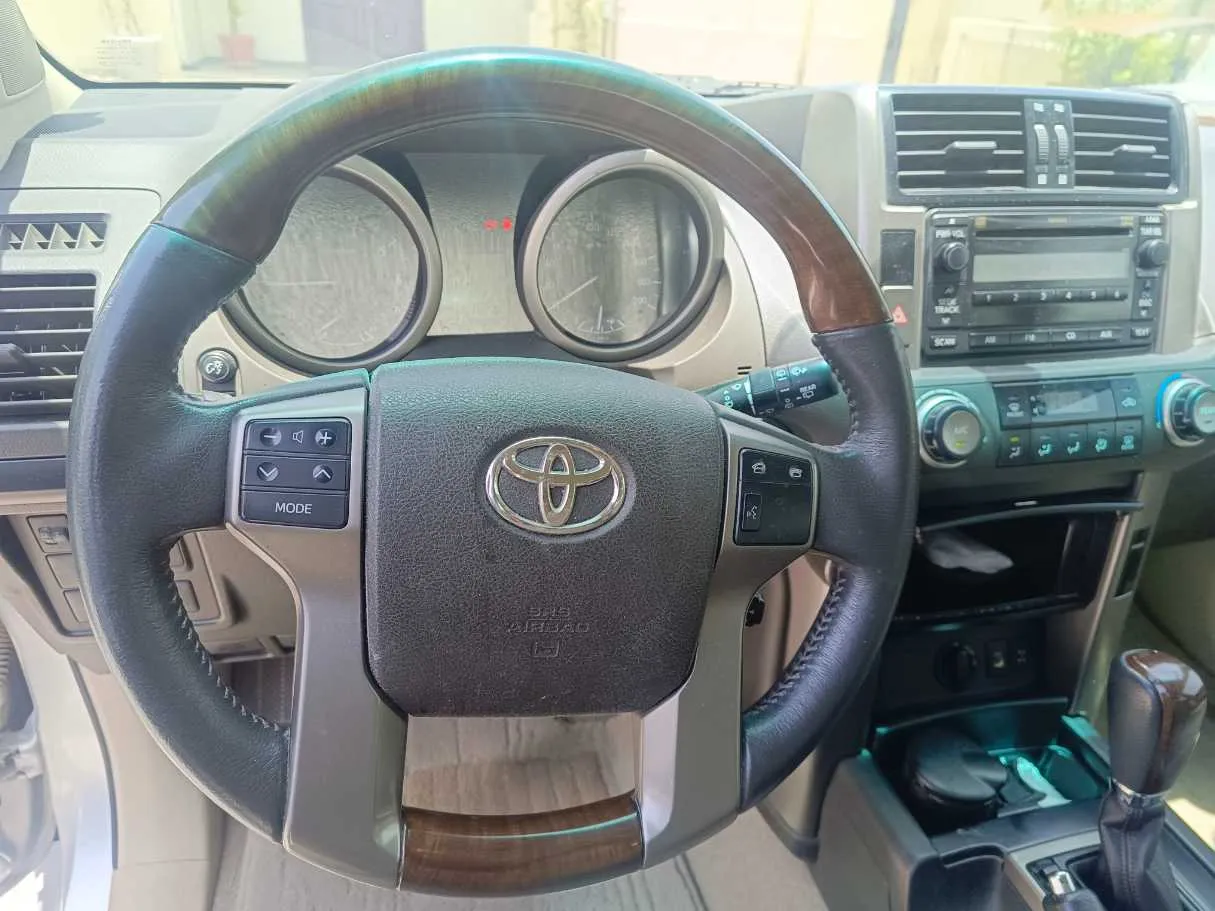 Car image 22