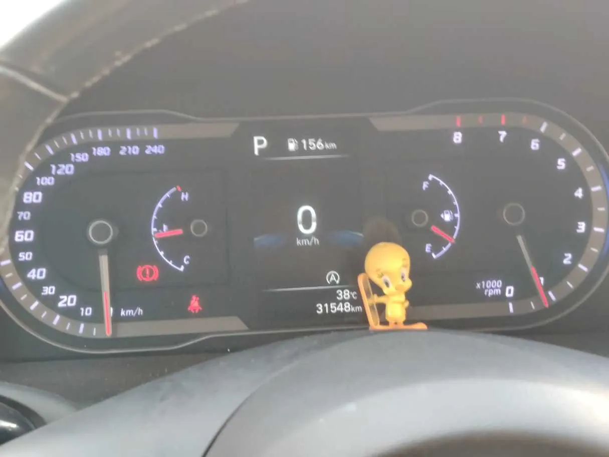 Car image 23
