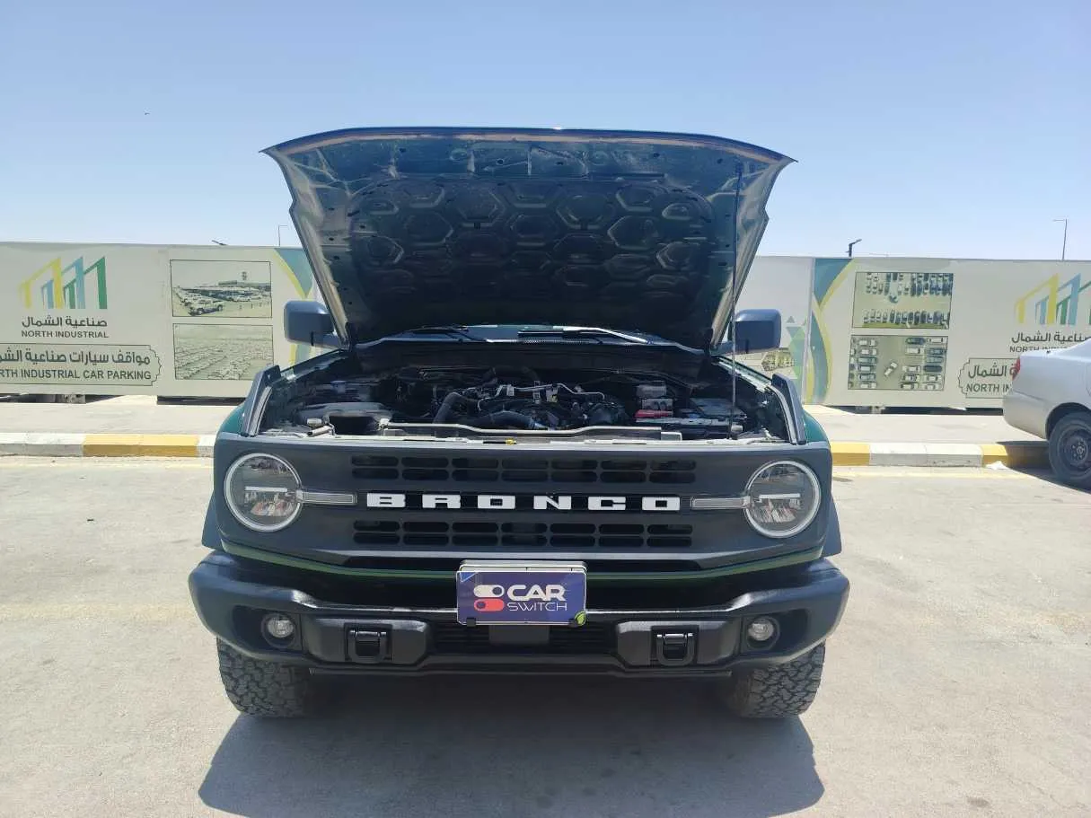 Car image 32
