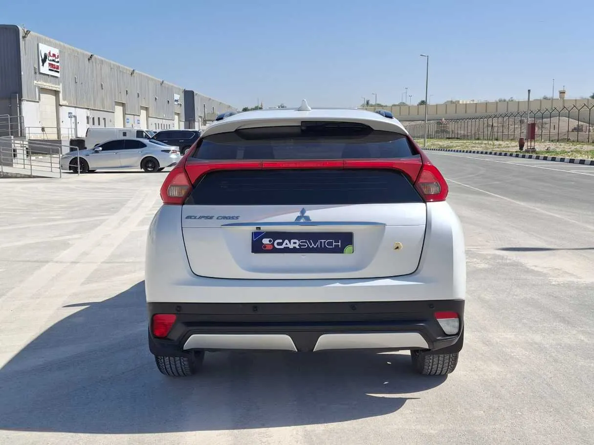 Car image 6