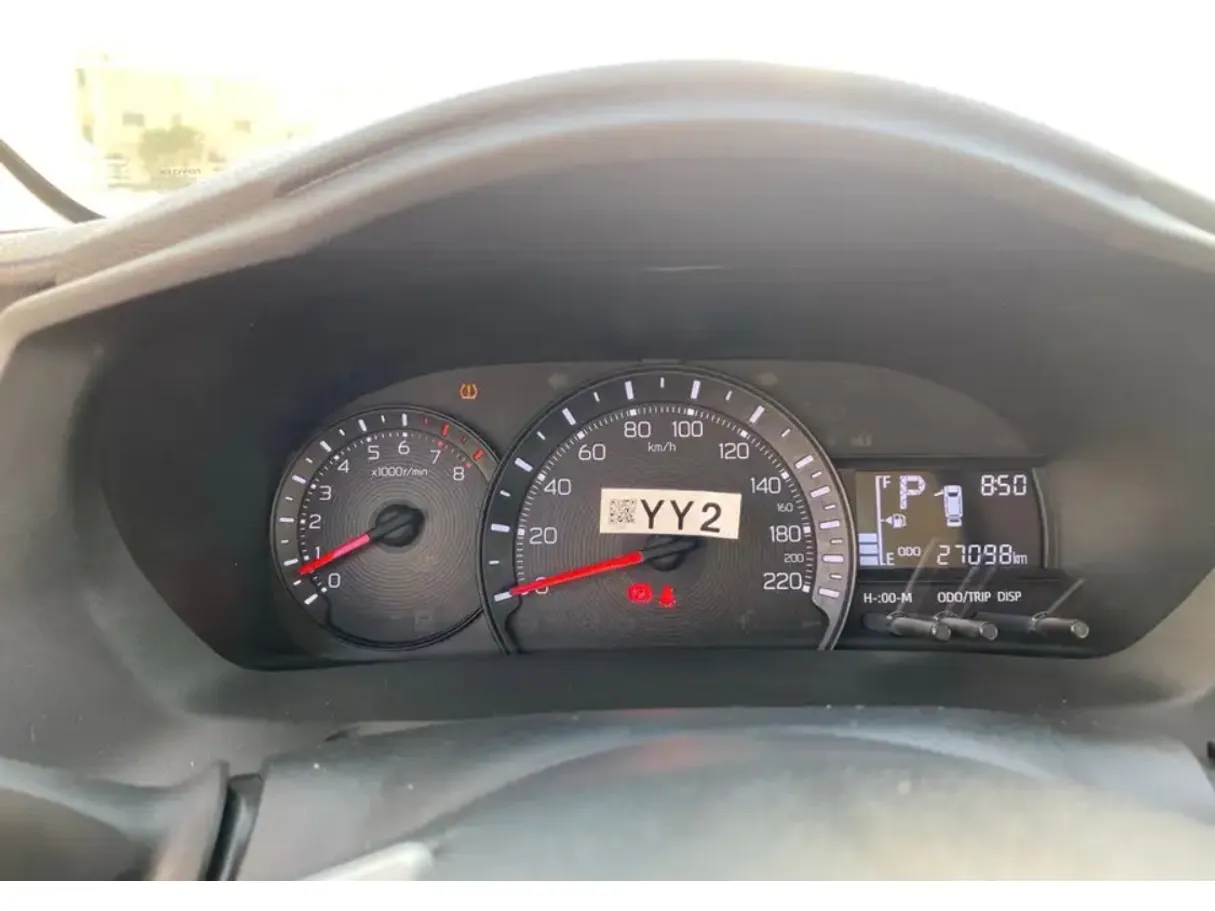 Car image 6