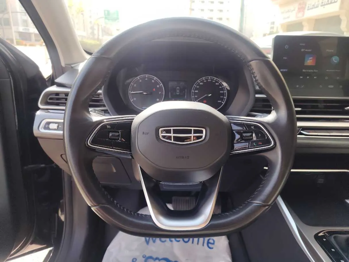 Car image 23