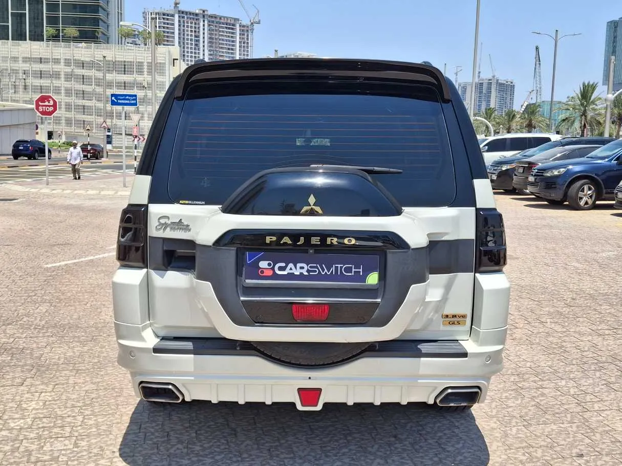 Car image 6