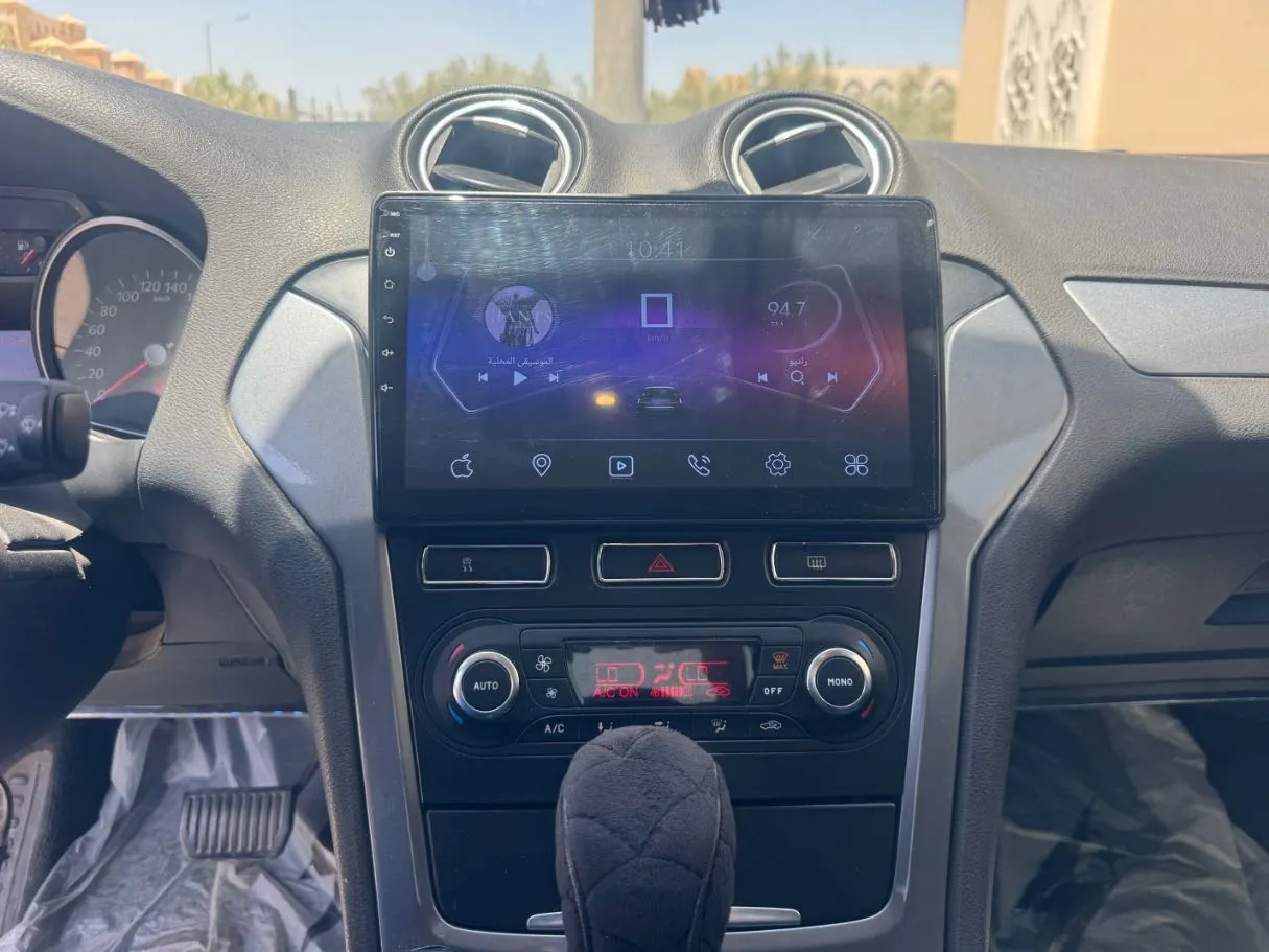 Car image 16