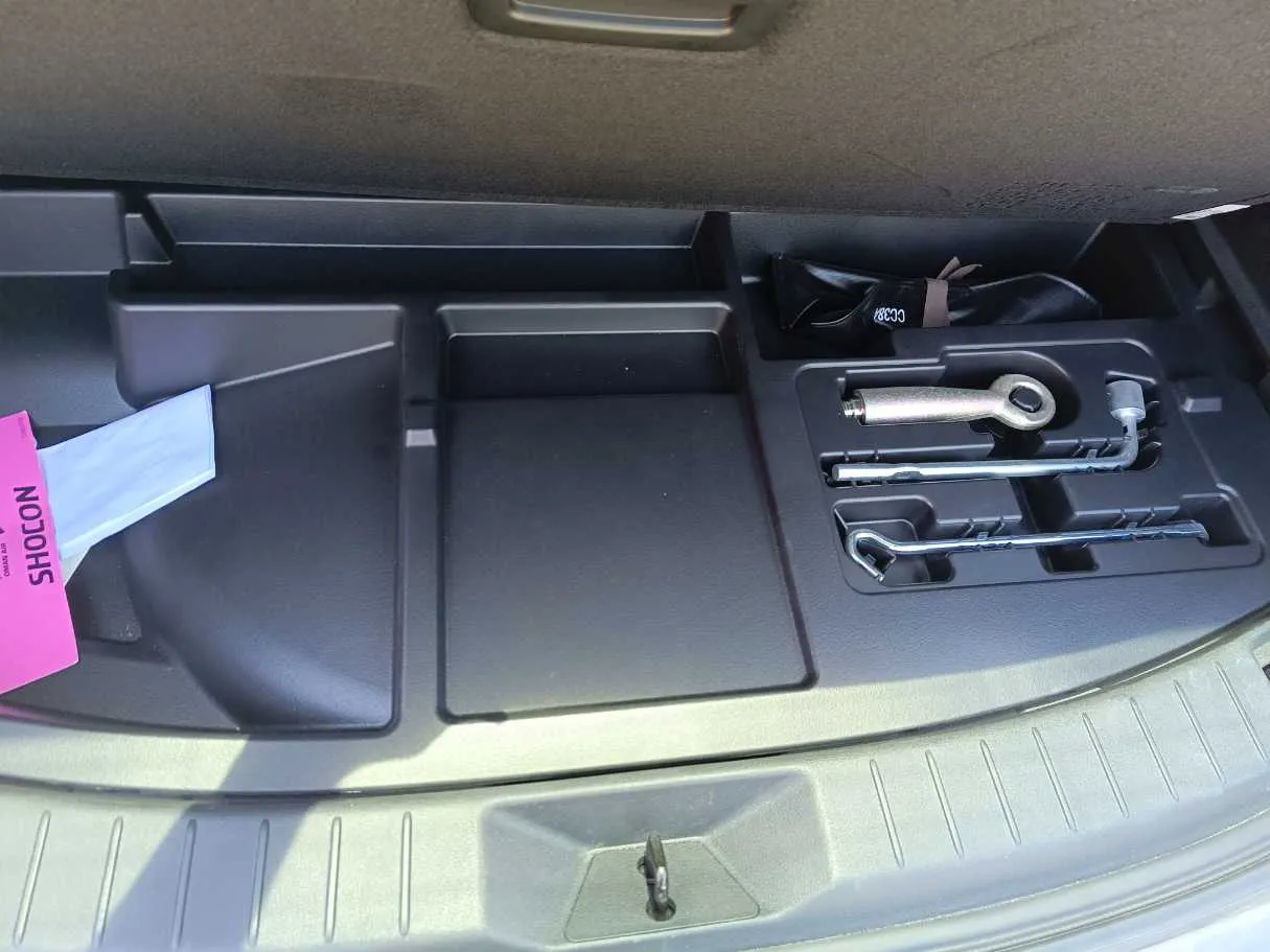 Car image 42