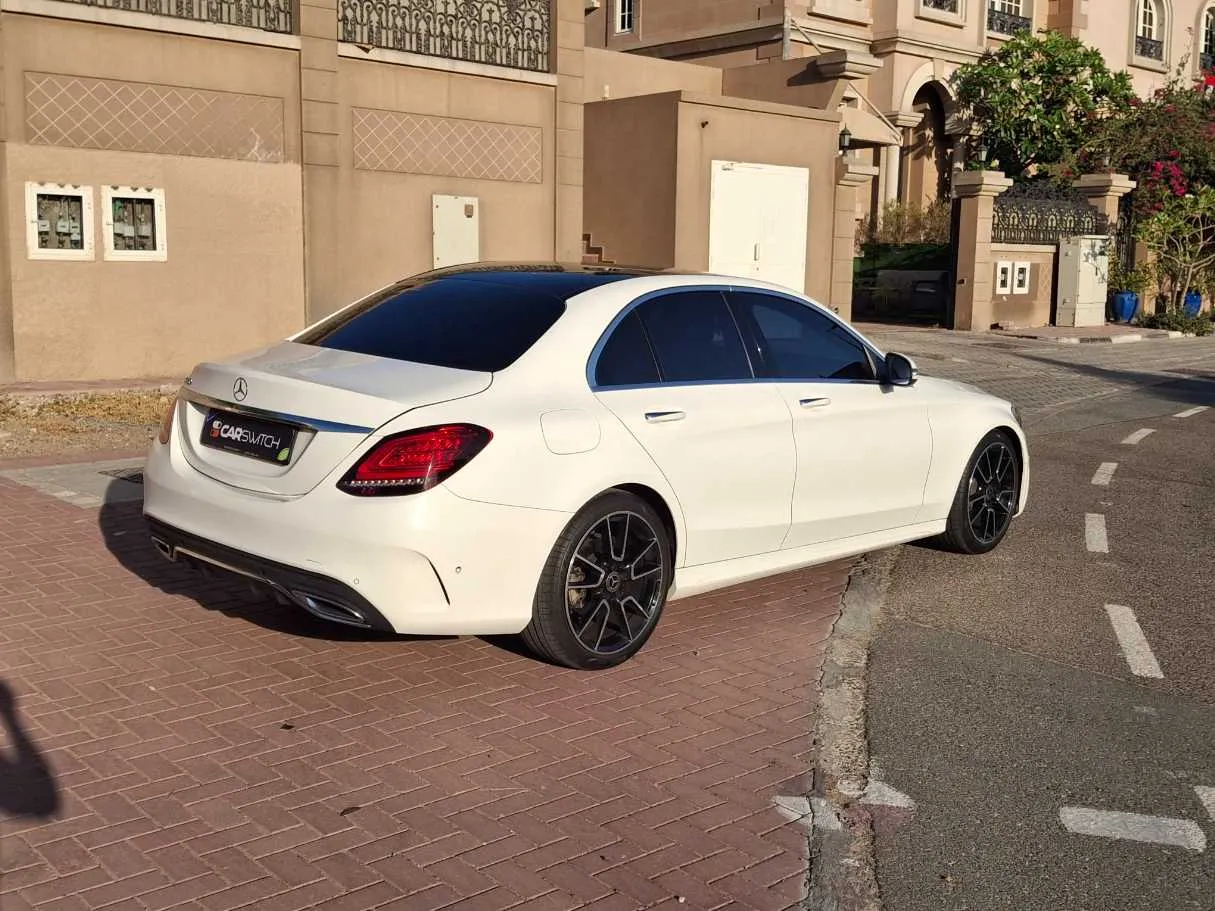 Car image 7