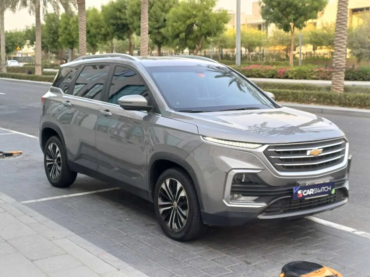 Car image 3