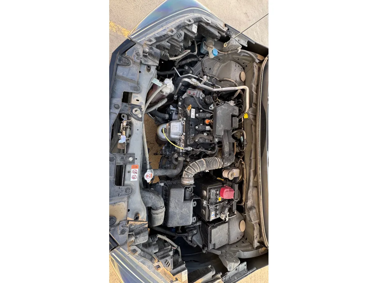 Car image 23