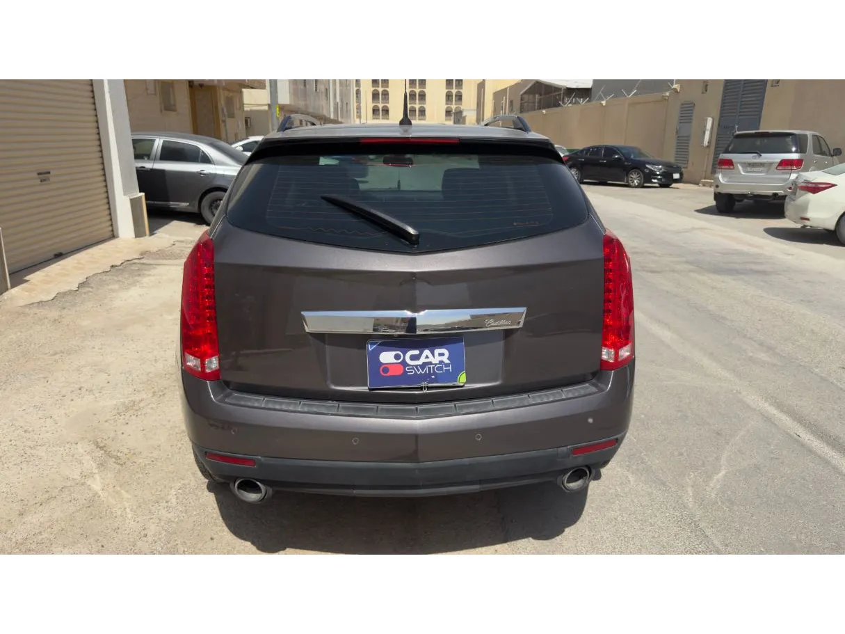 Car image 6