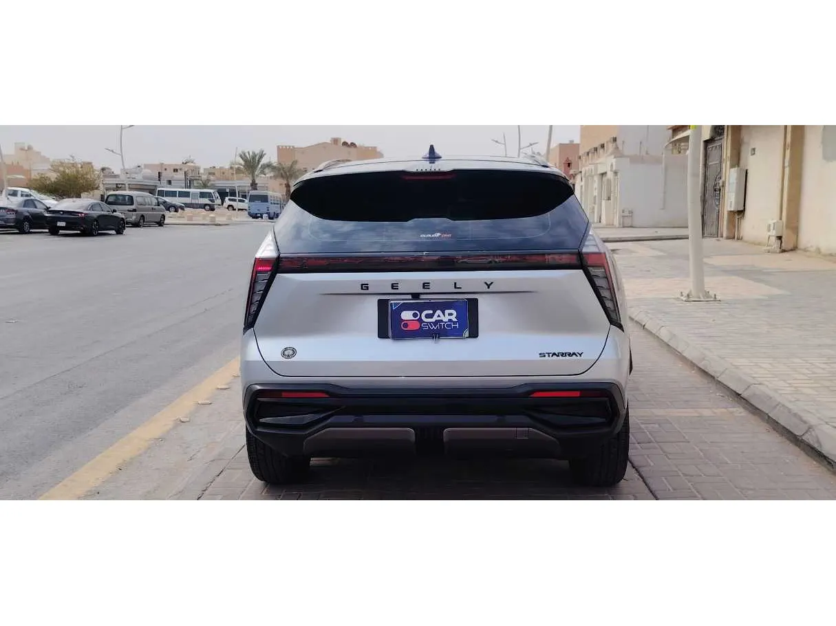 Car image 6