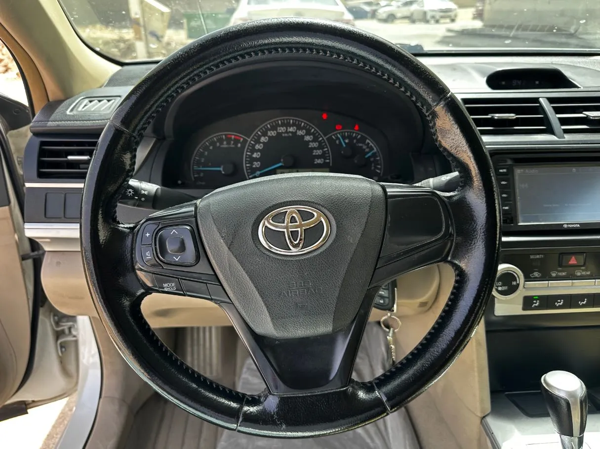 Car image 20