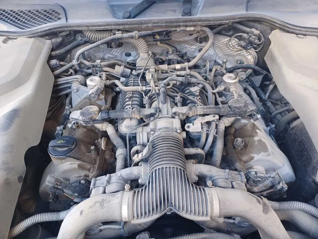 Car image 21