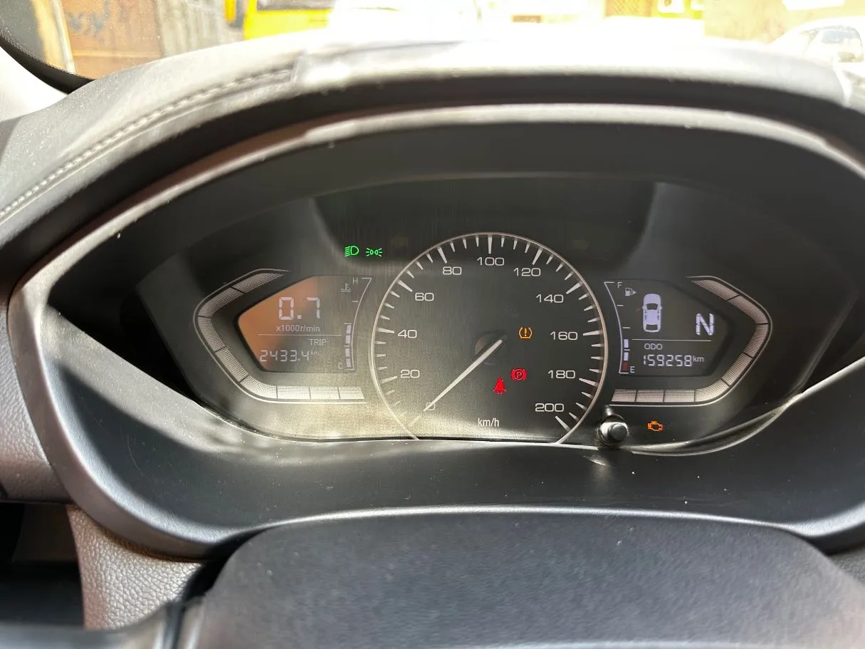 Car image 20