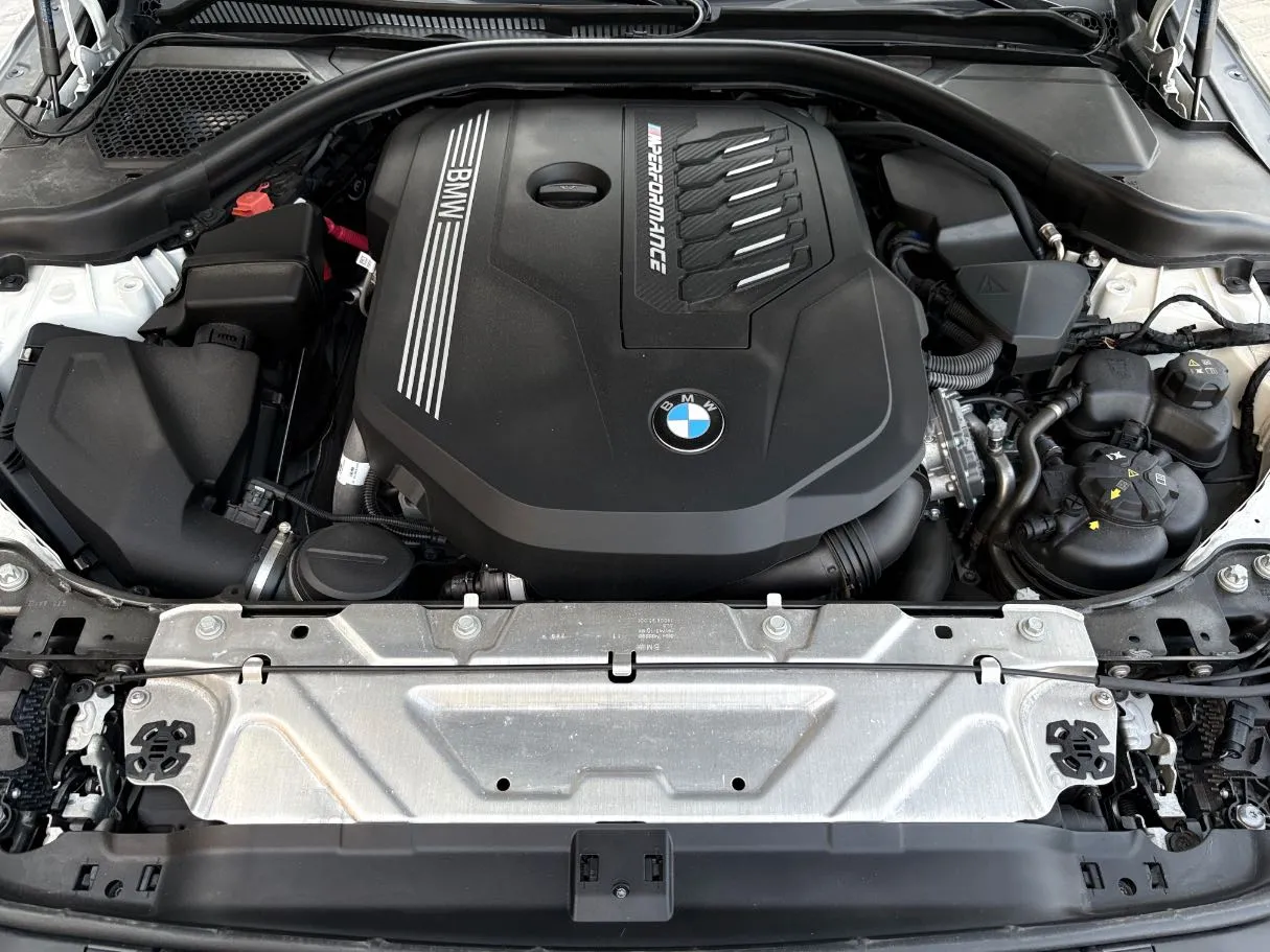 Car image 22
