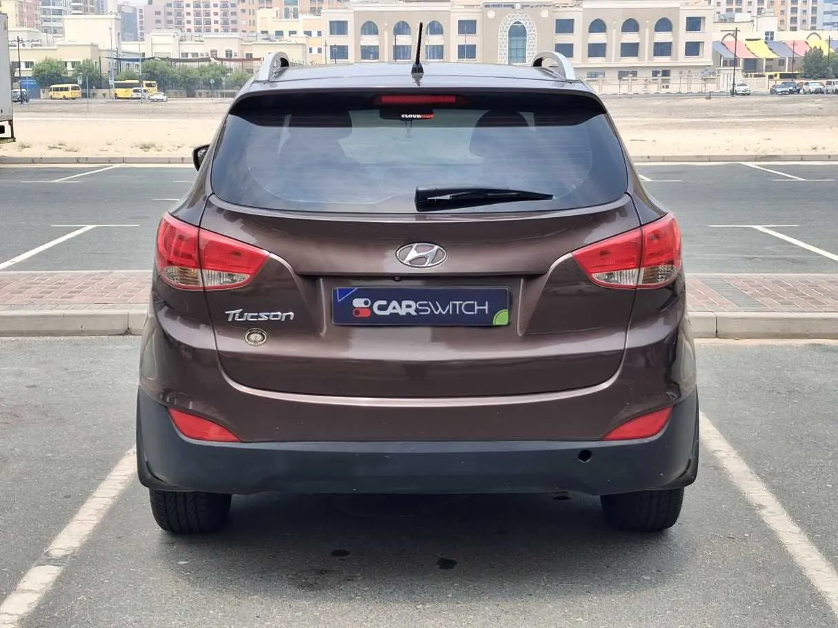 Car image 6