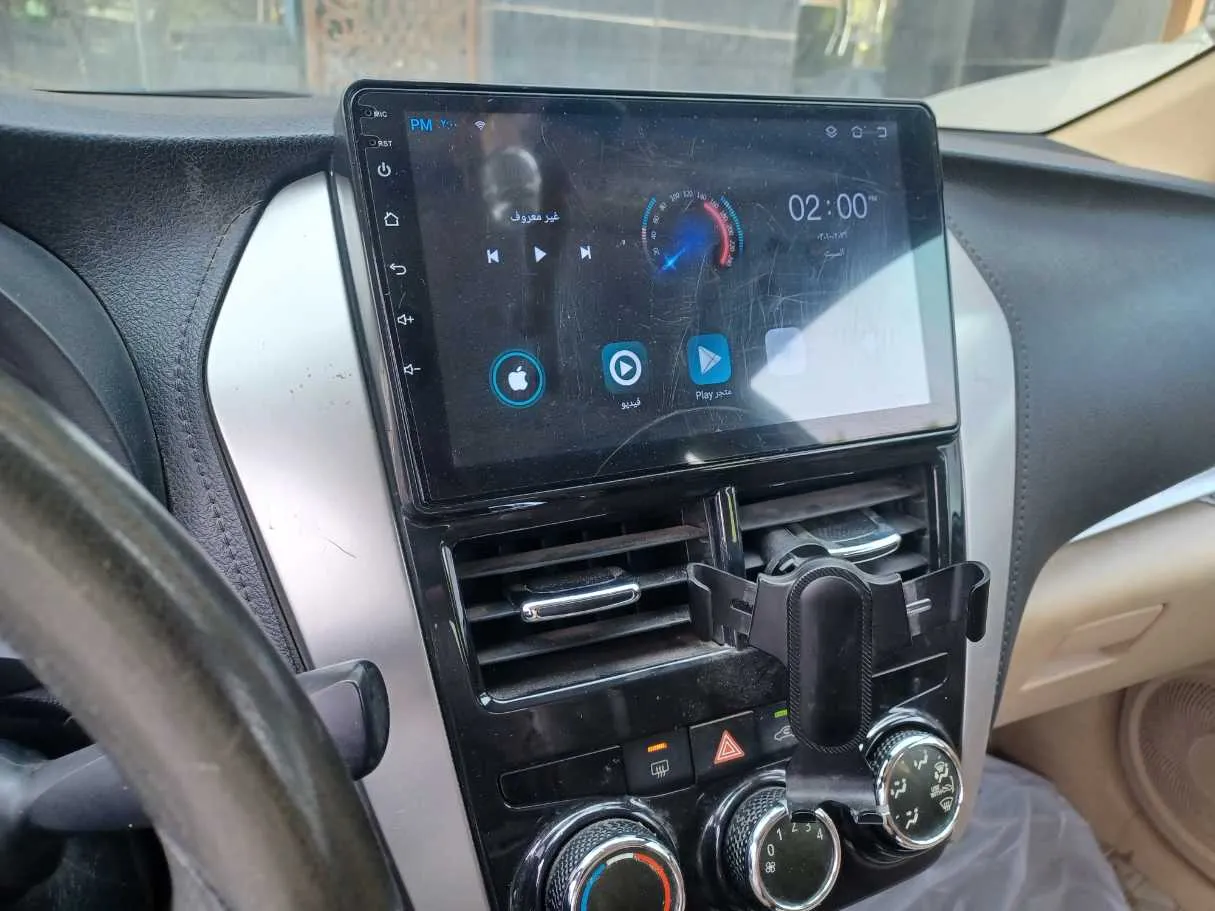 Car image 17