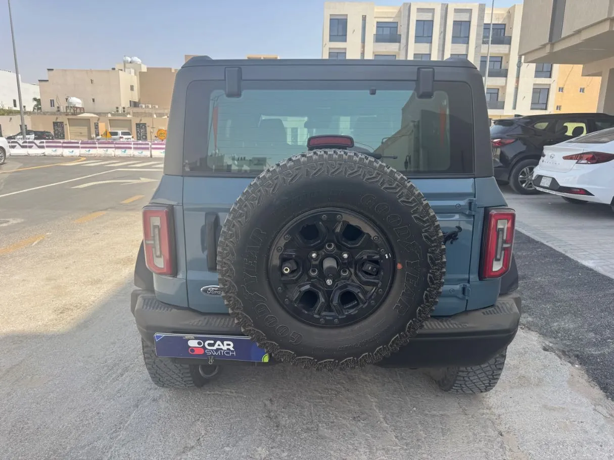 Car image 6