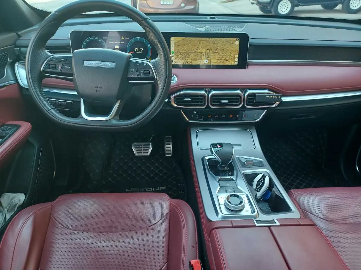 Car image 17