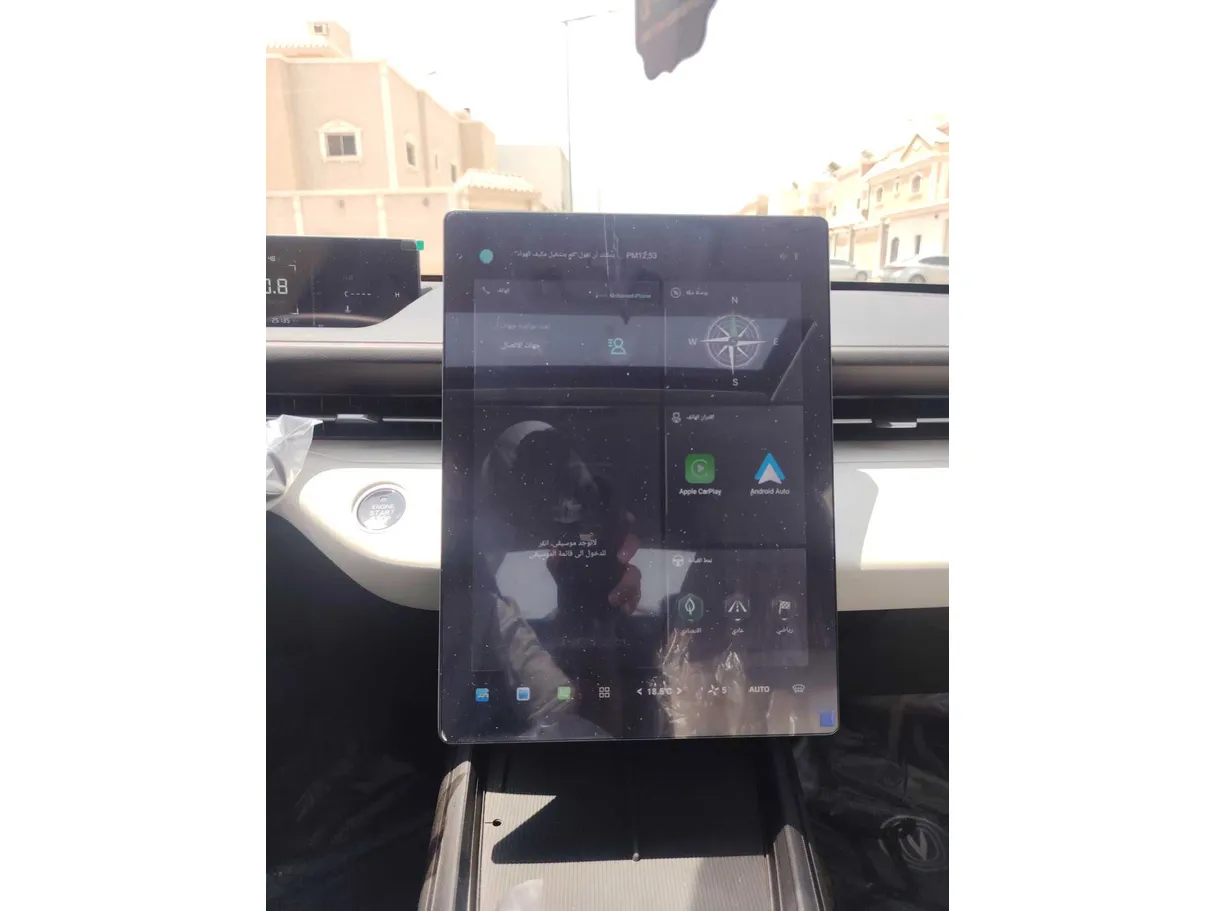 Car image 21