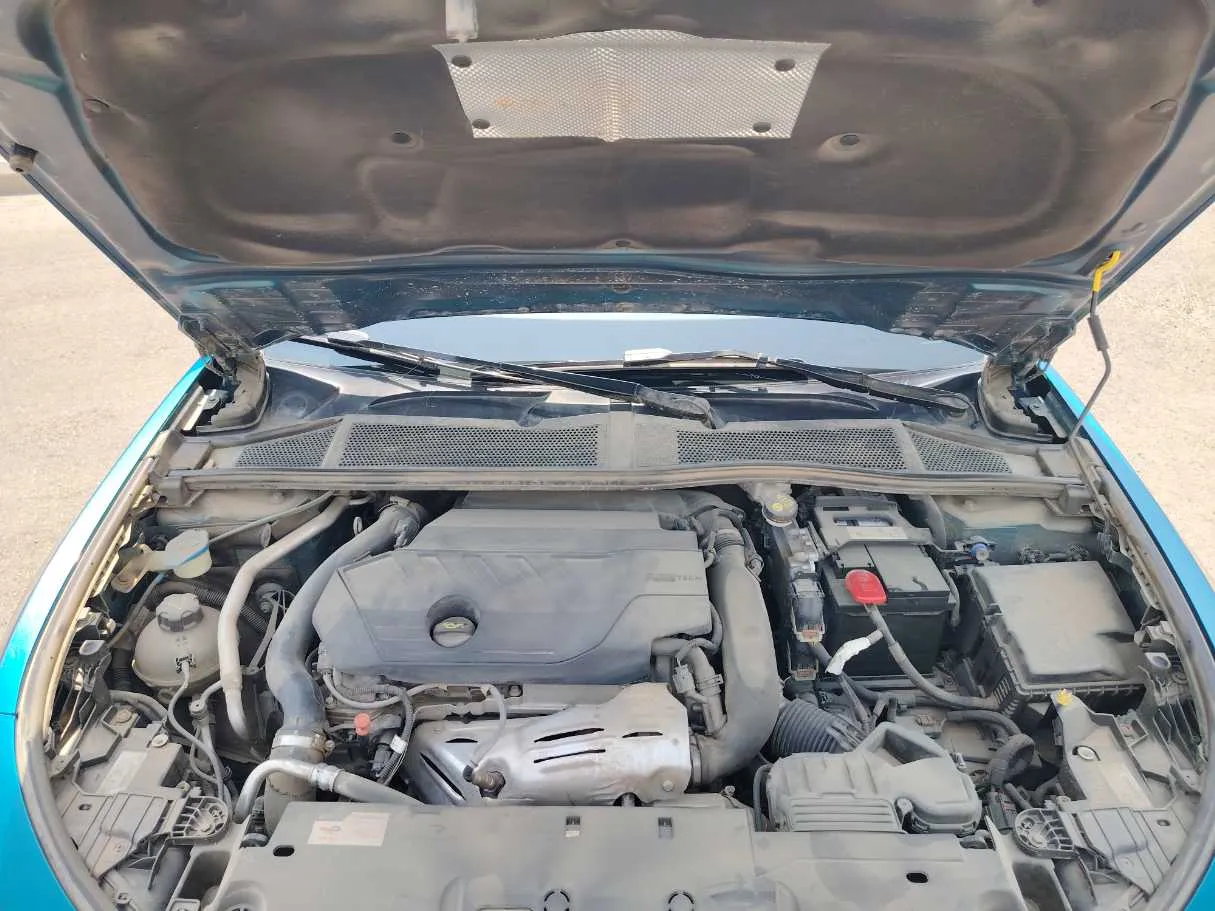 Car image 36