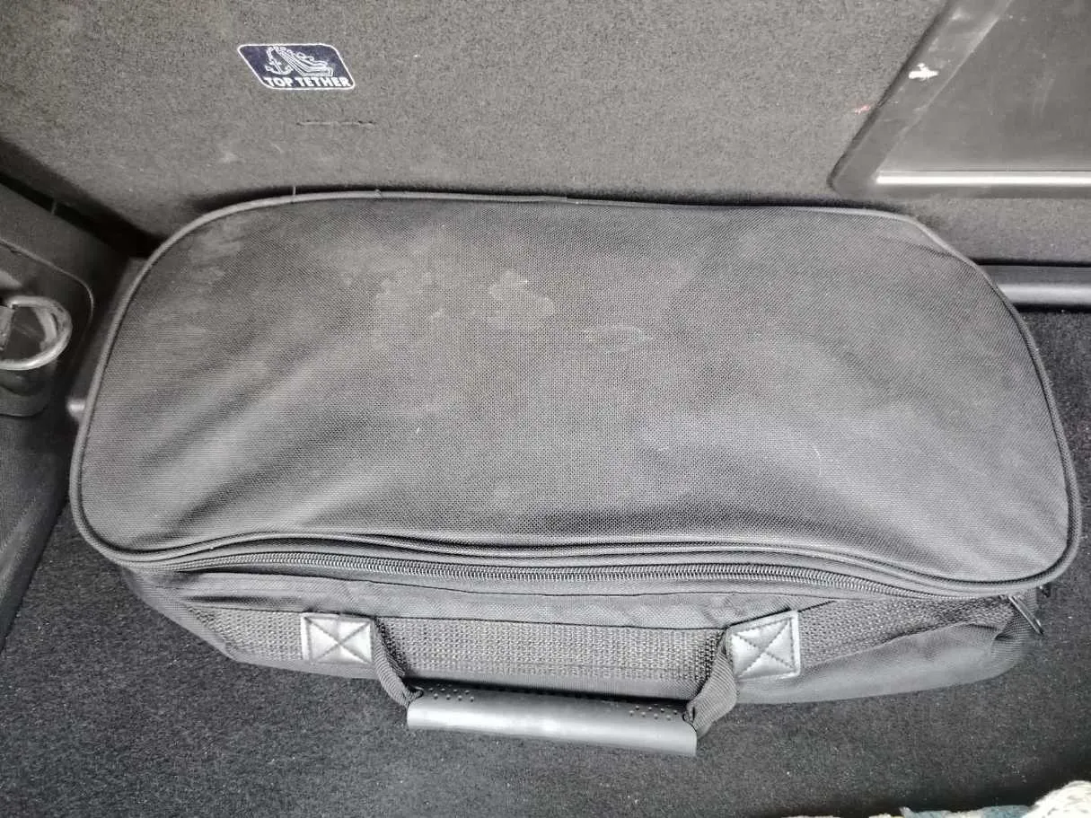 Car image 45
