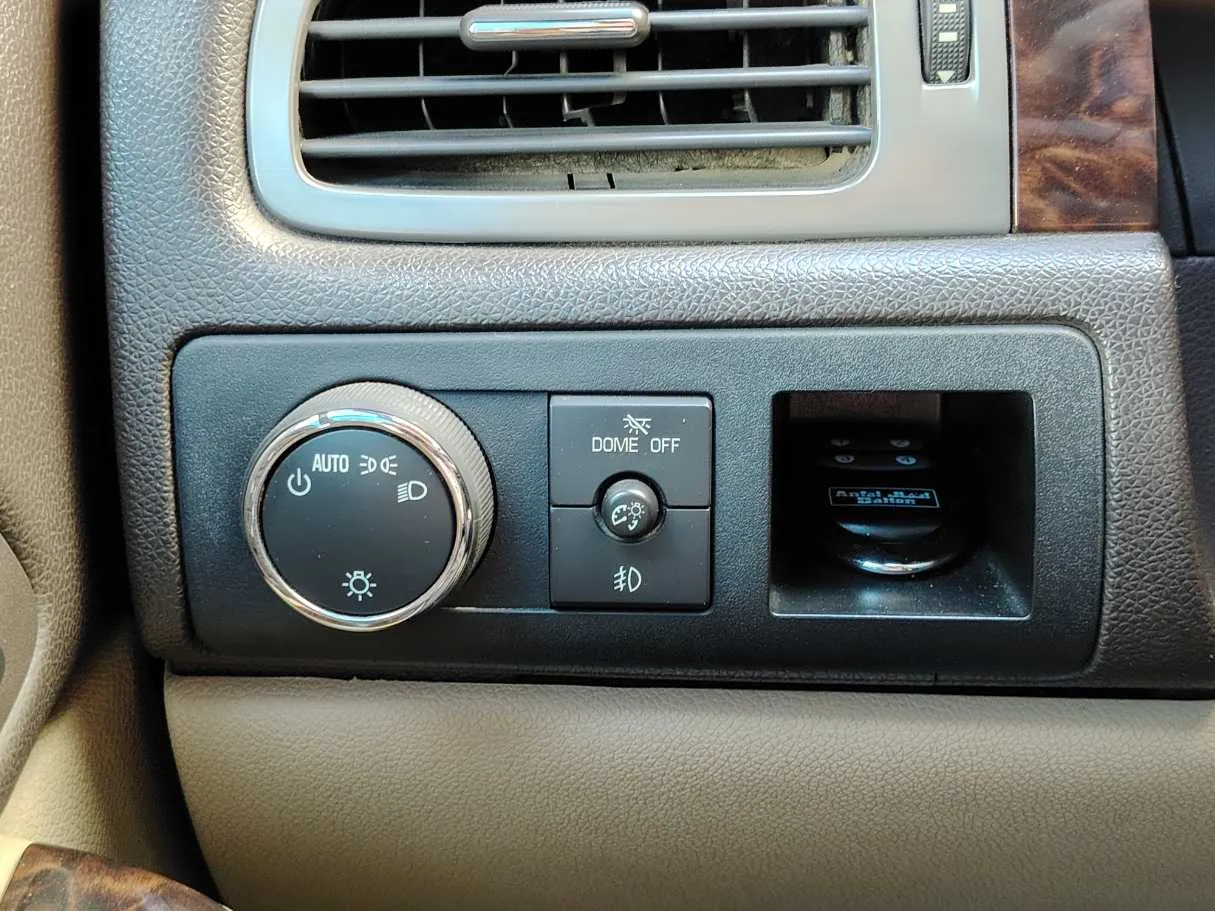 Car image 36