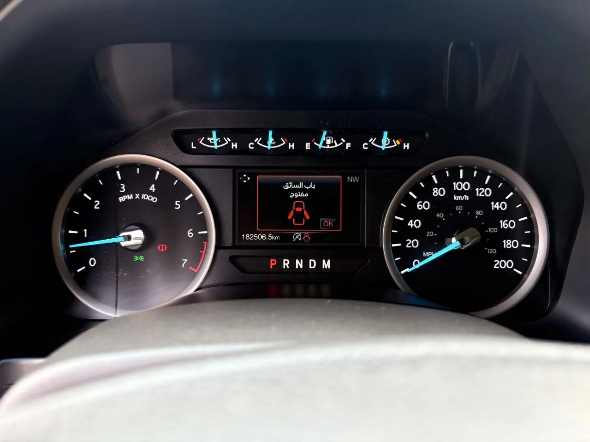 Car image 23