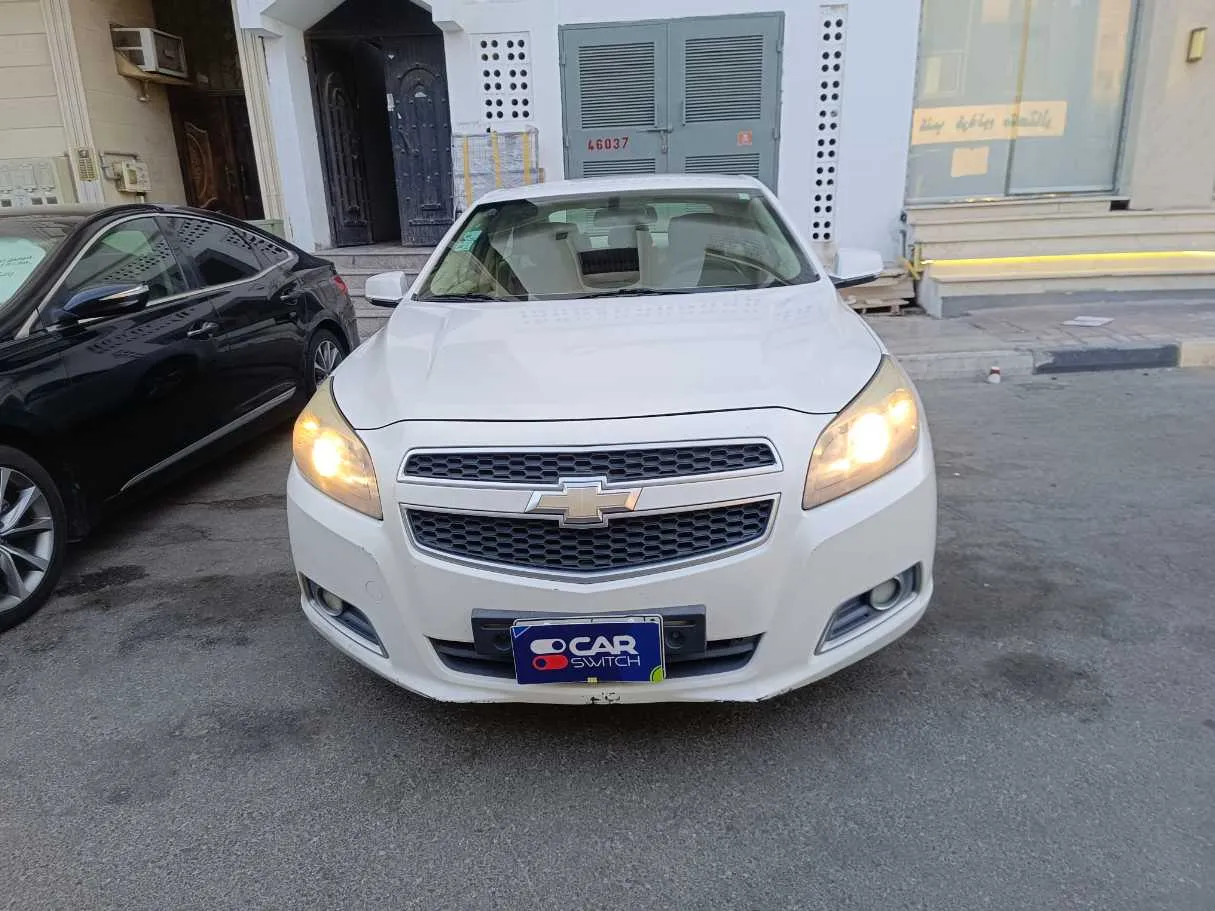 Car image 2