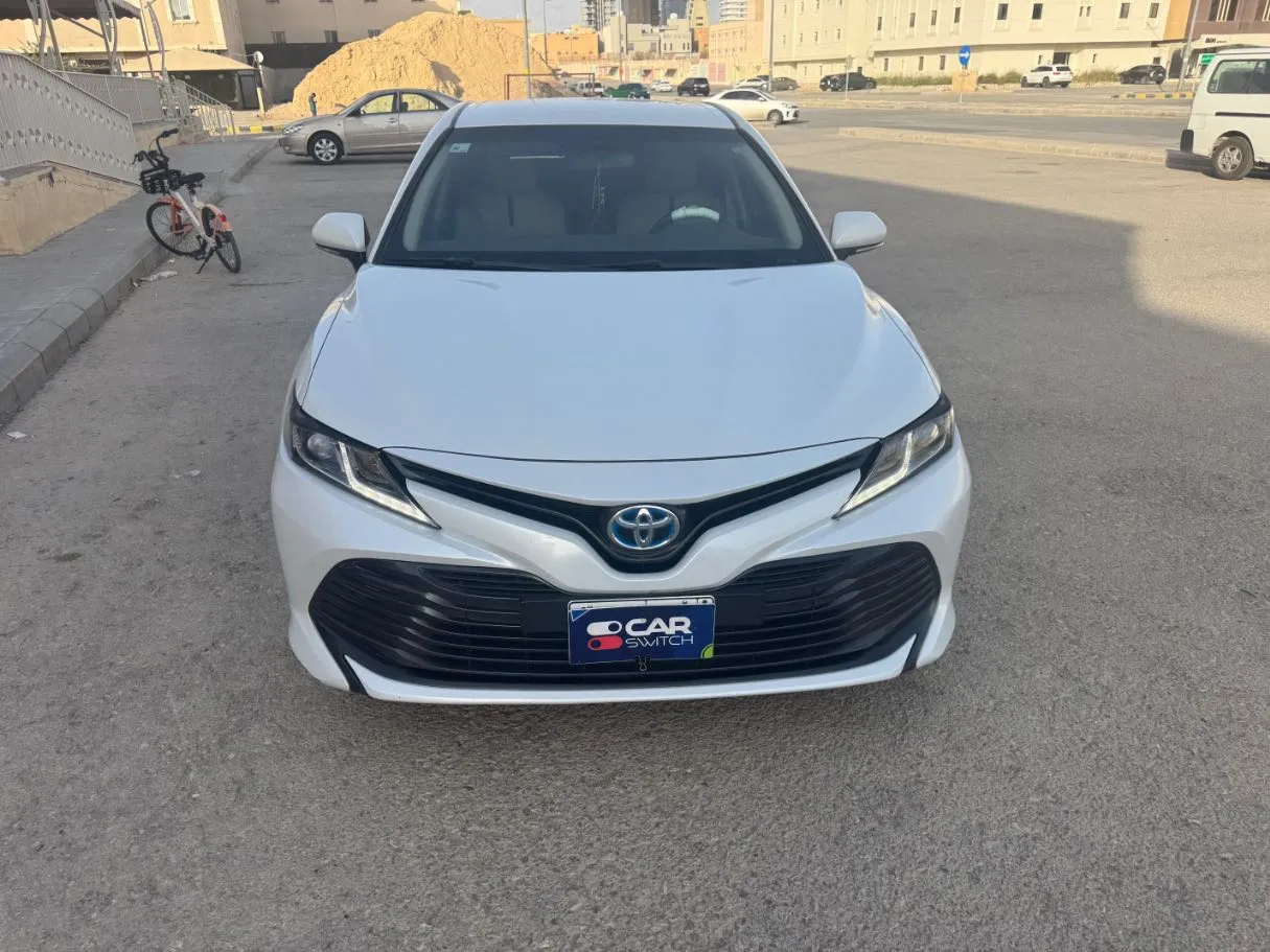 Car image 2