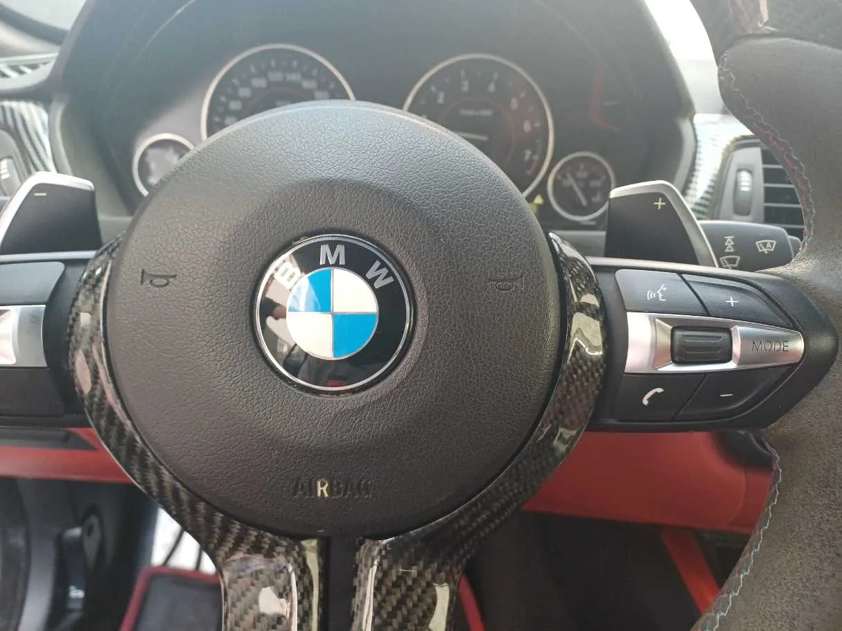 Car image 23