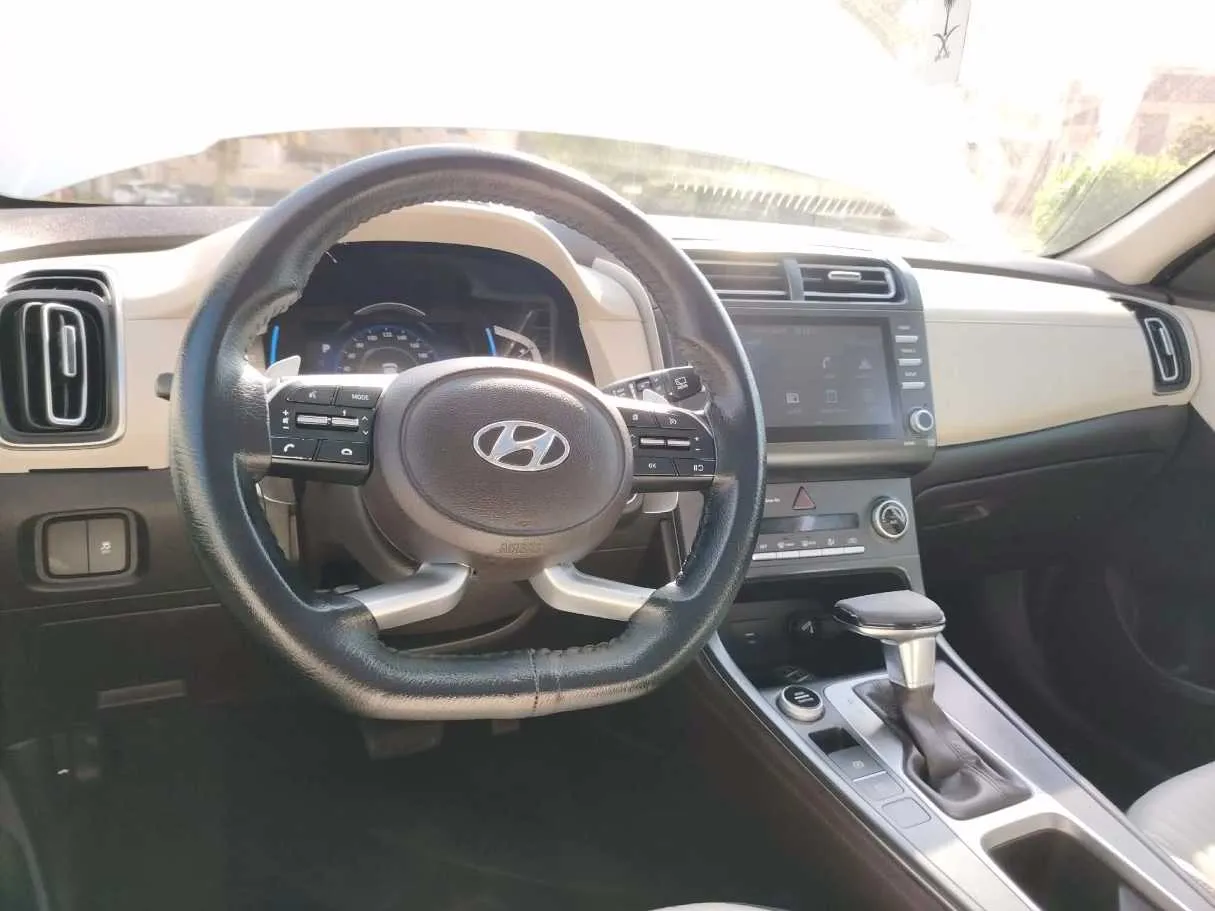 Car image 31