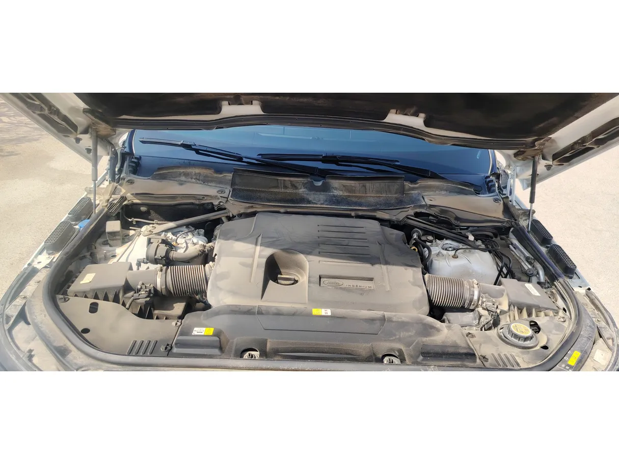 Car image 36