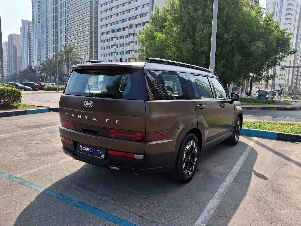 Car image 7