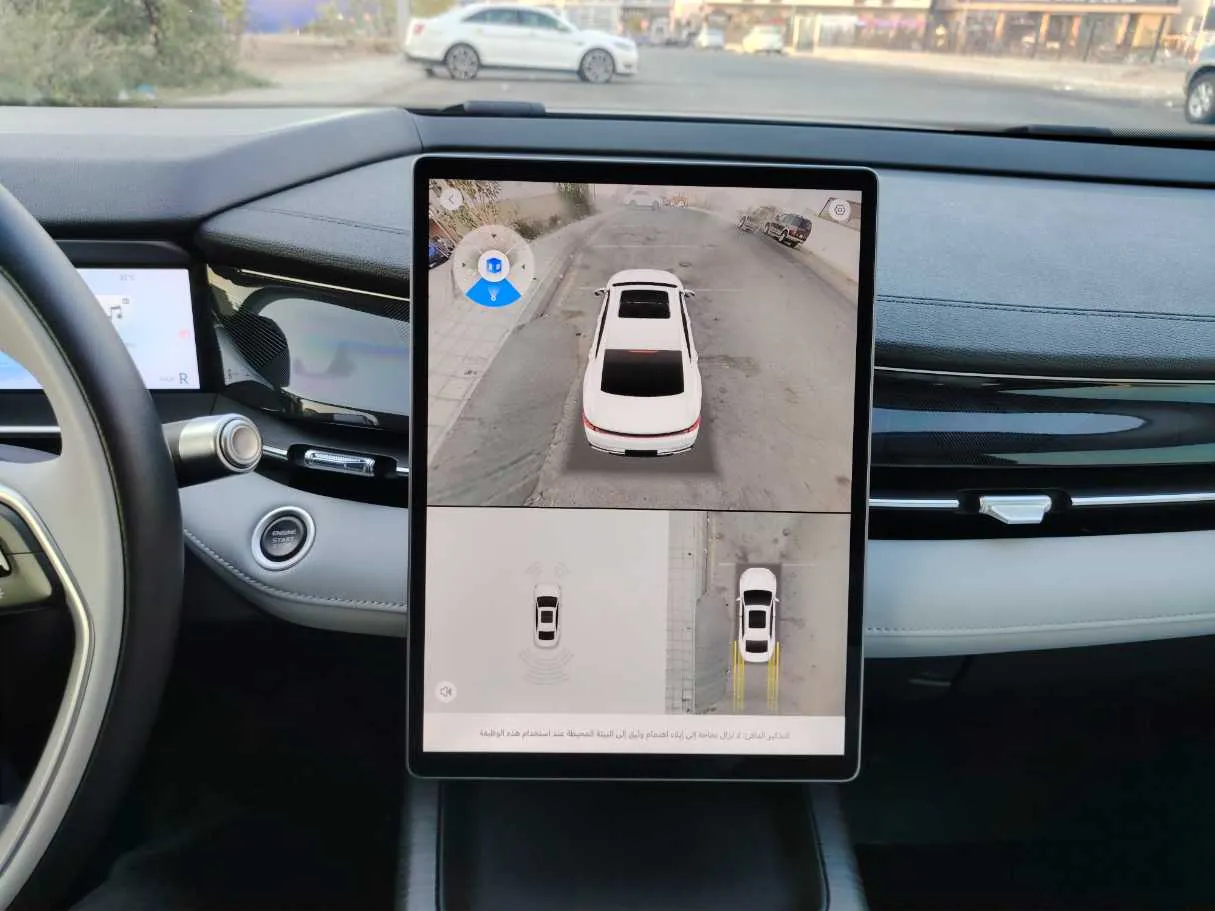 Car image 35