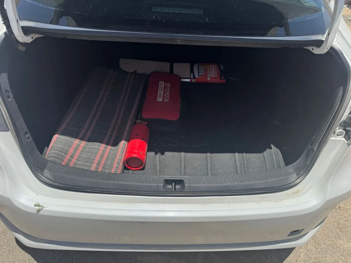 Car image 20