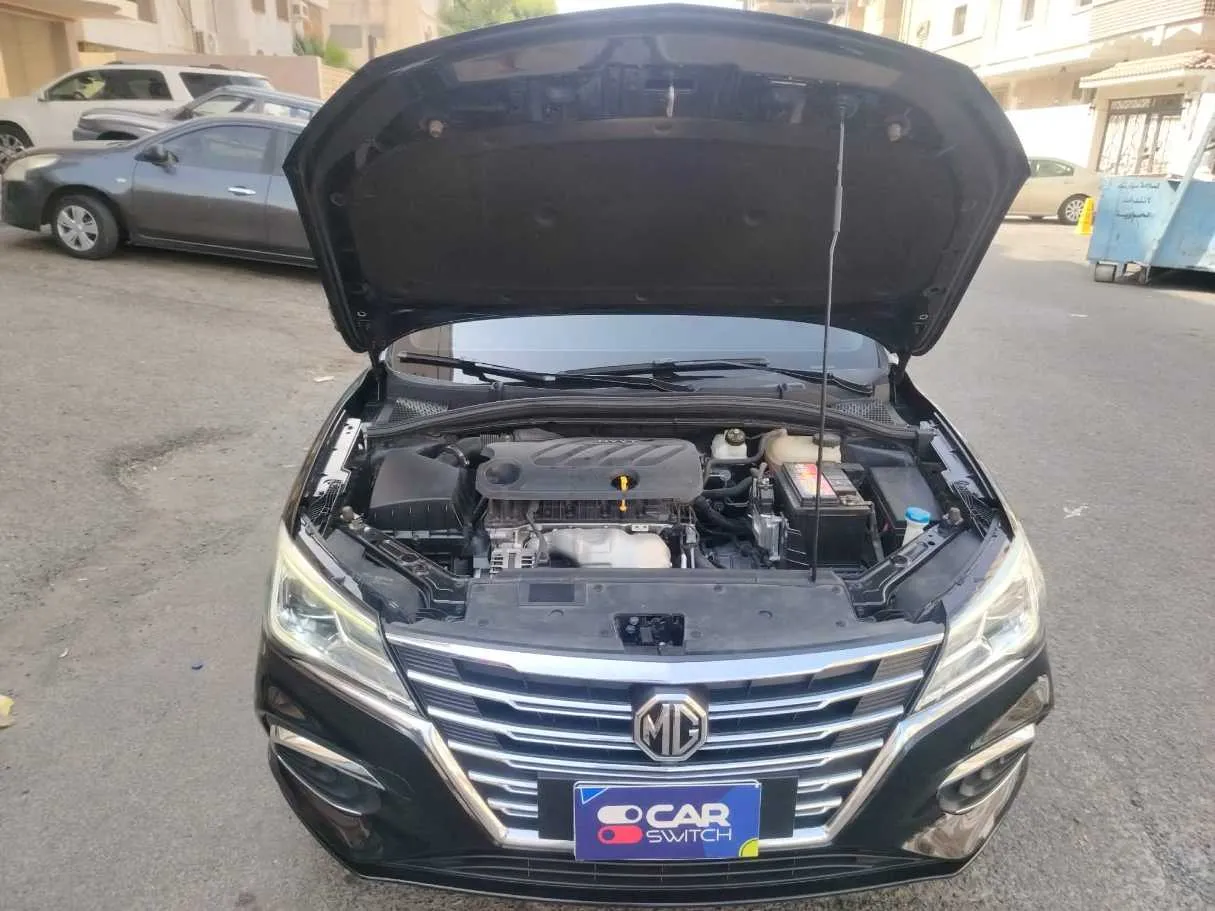 Car image 40