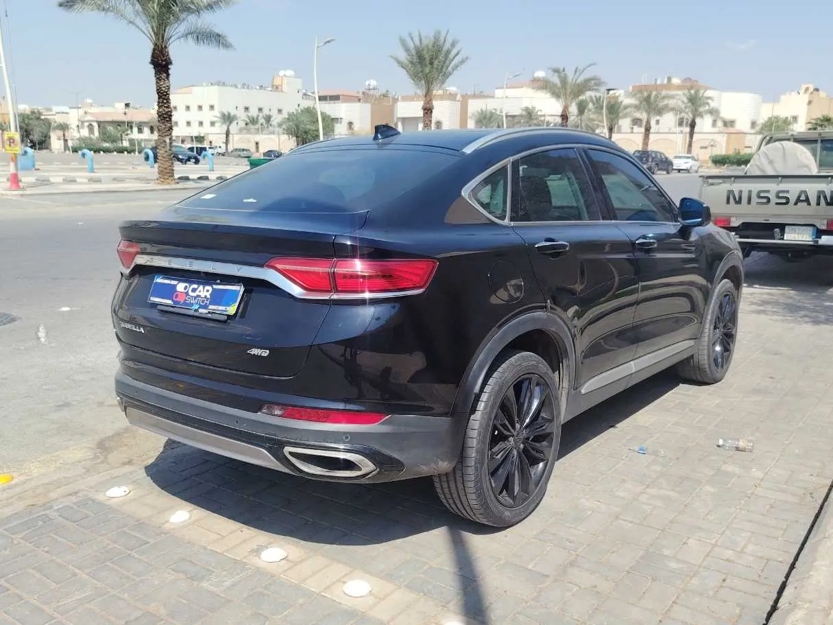 Car image 5