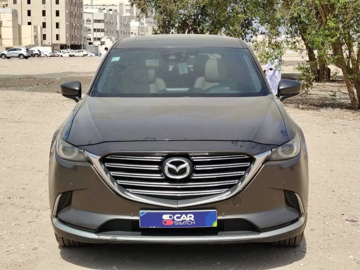 Car image 2