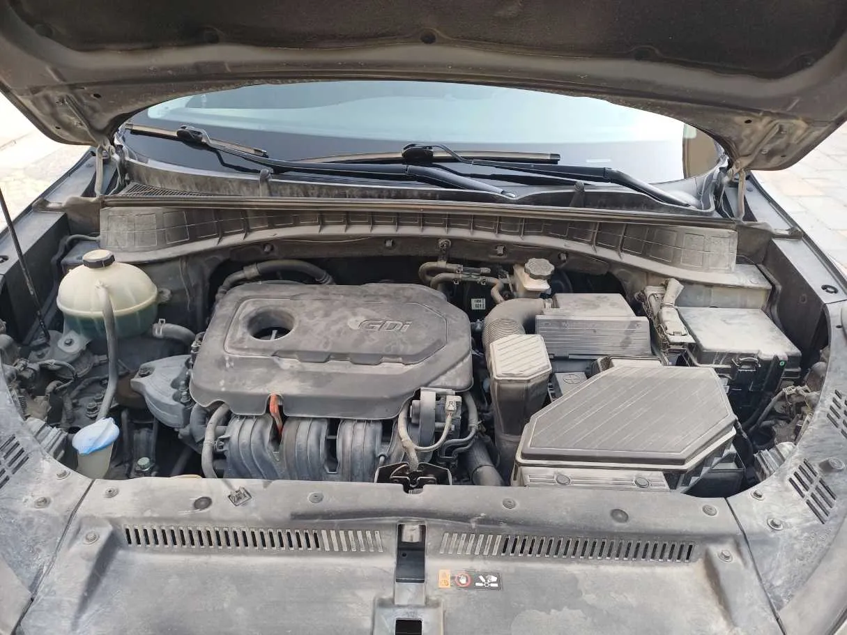Car image 23