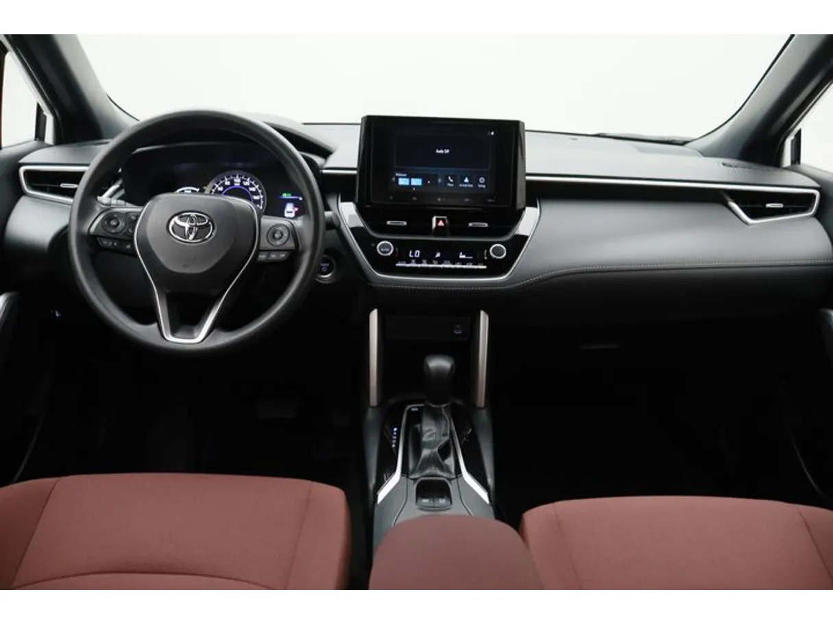 Car image 14