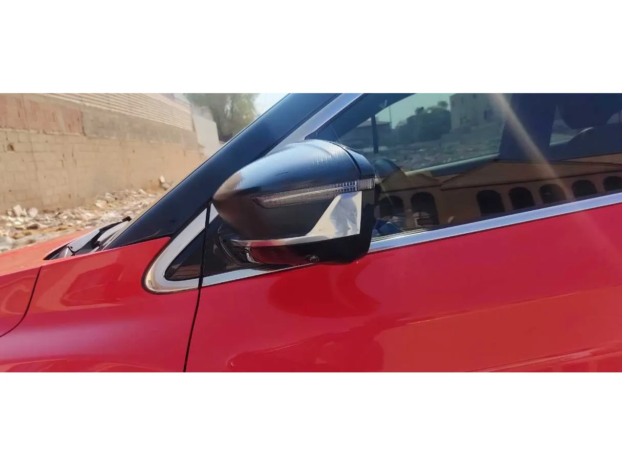 Car image 25