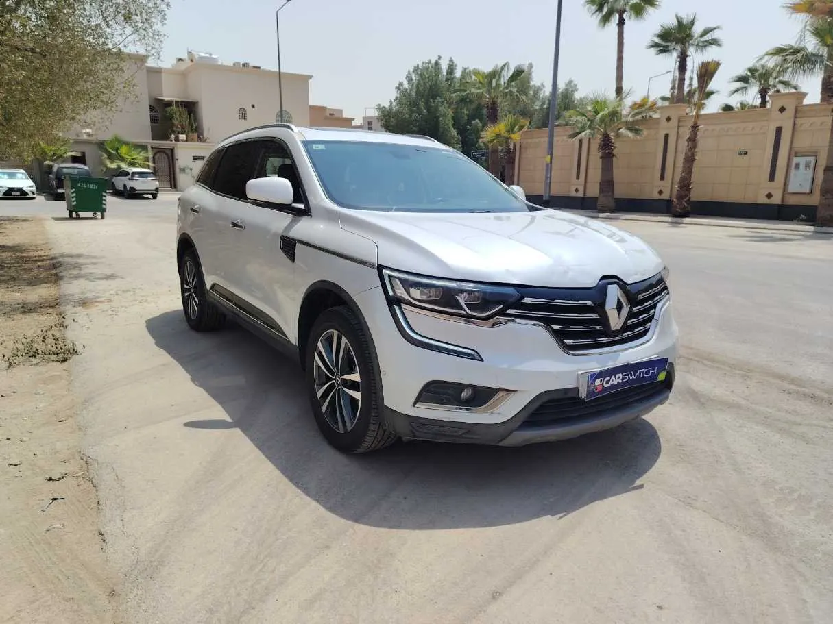 Car image 3