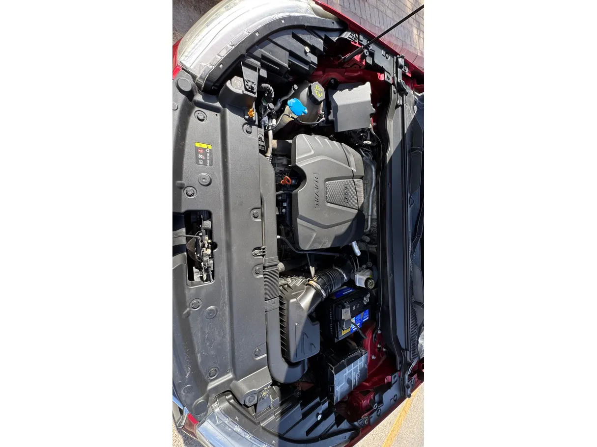 Car image 28