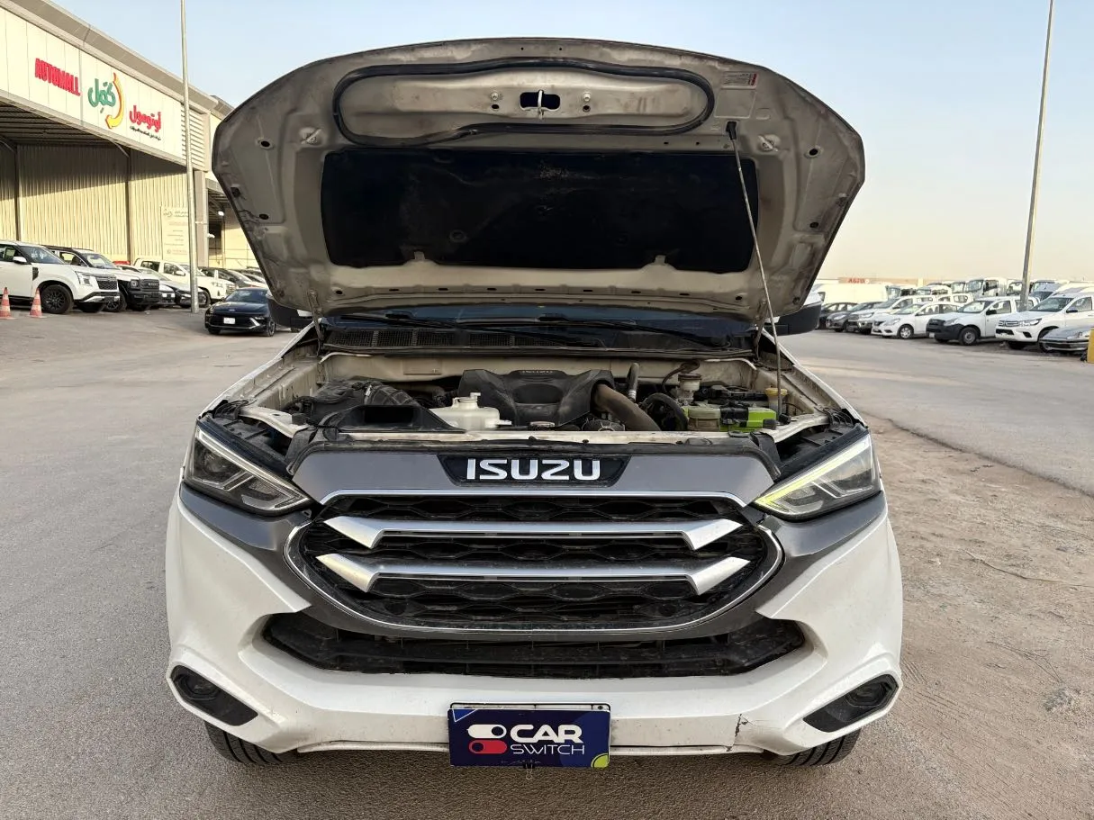 Car image 22